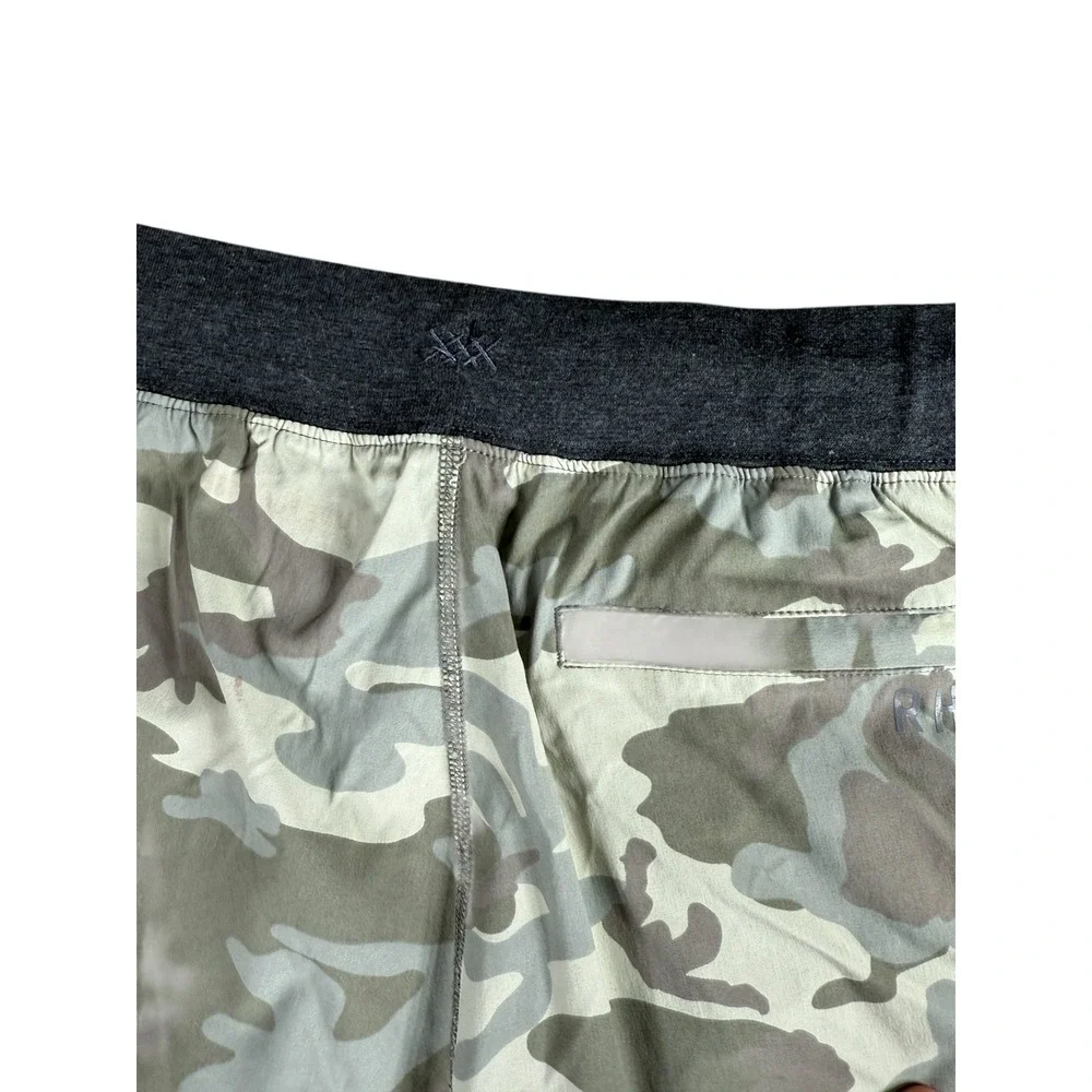 Rhone Athletic Shorts Mens Small Gray‎ Camo Elastic Waist Performance 7in Inseam